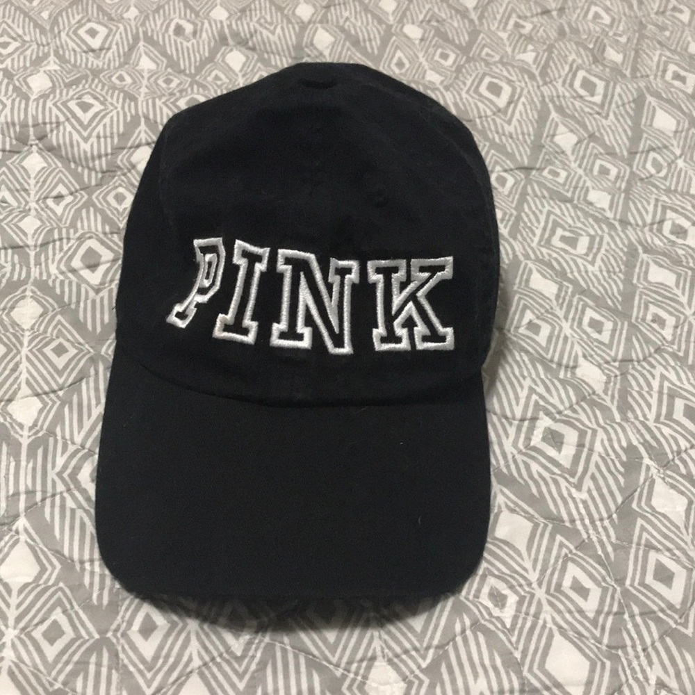 new PINK hat !